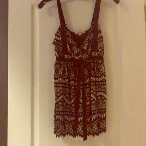 Lu Lu Lame’ Black and Creme Lace Top